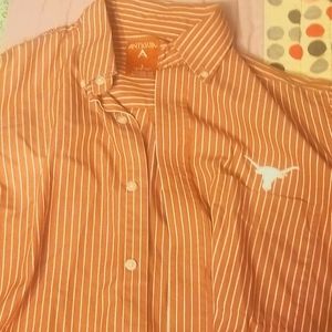 Mens long sleeved shirt university of Texas emblem